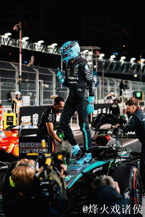 F1加拿大站排位赛:拉塞尔摘得杆位,维斯塔潘位列第二 F1加拿大站排位赛:拉塞尔摘得杆位,维斯塔潘位列第二