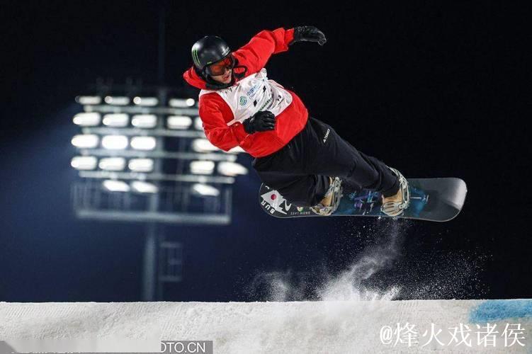 云顶世界杯大跳台：苏翊鸣预赛第一晋级决赛